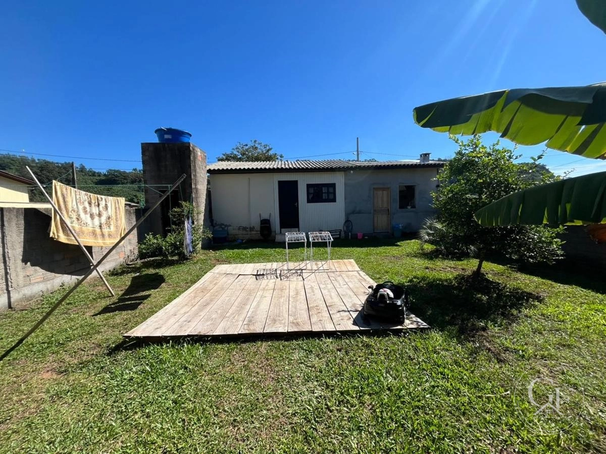 Casa em Santa Rosa do Sul - Bairro Embratel