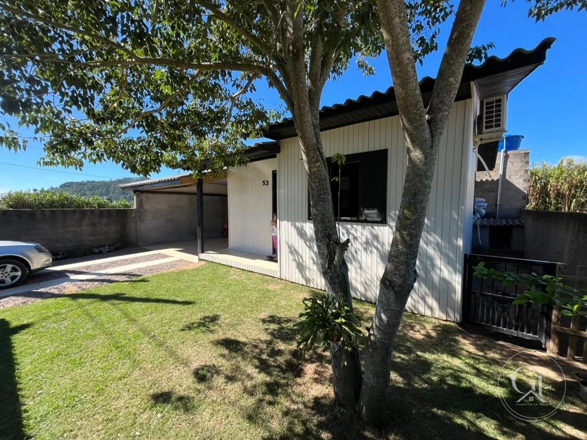 Casa em Santa Rosa do Sul - Bairro Embratel
